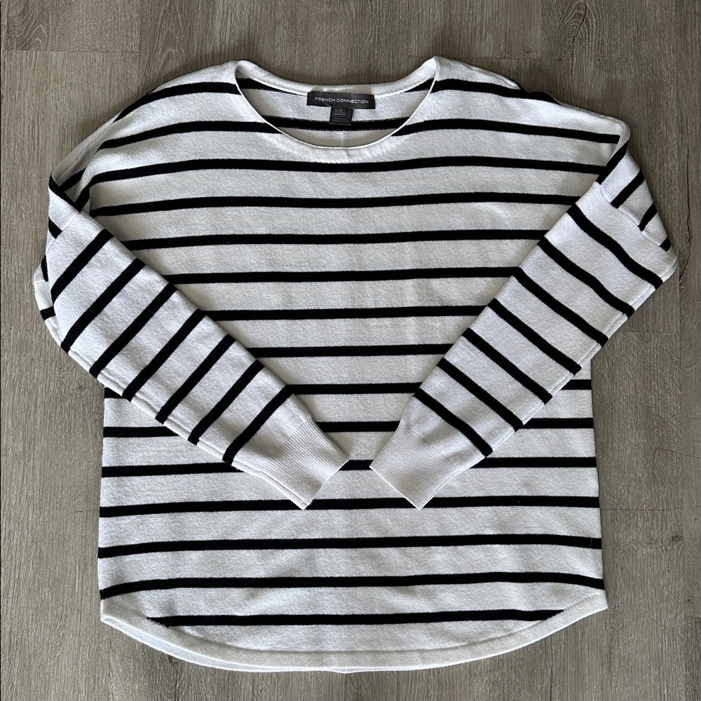 French Connection Knit Sweater Long sleeve Top Black & White Stripe Size Small